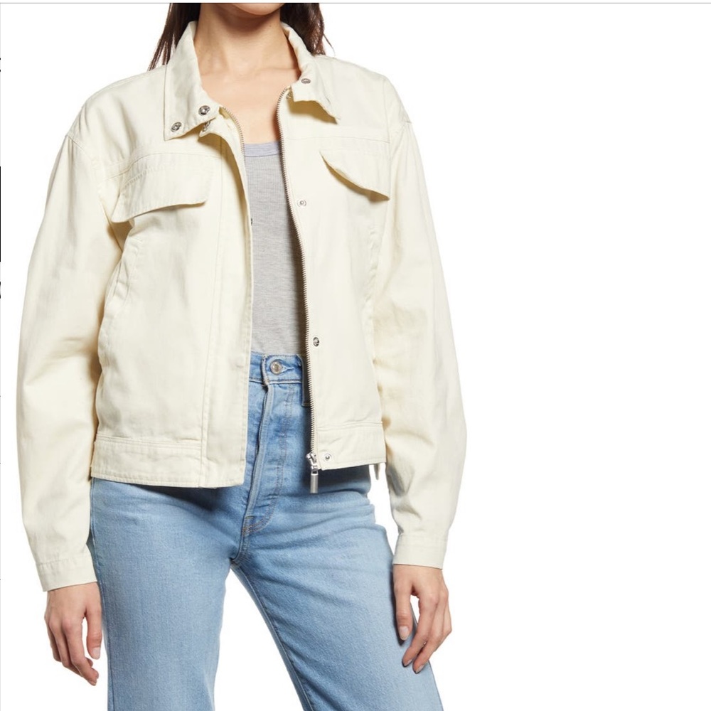 NWT Cream Utility Light Jacket